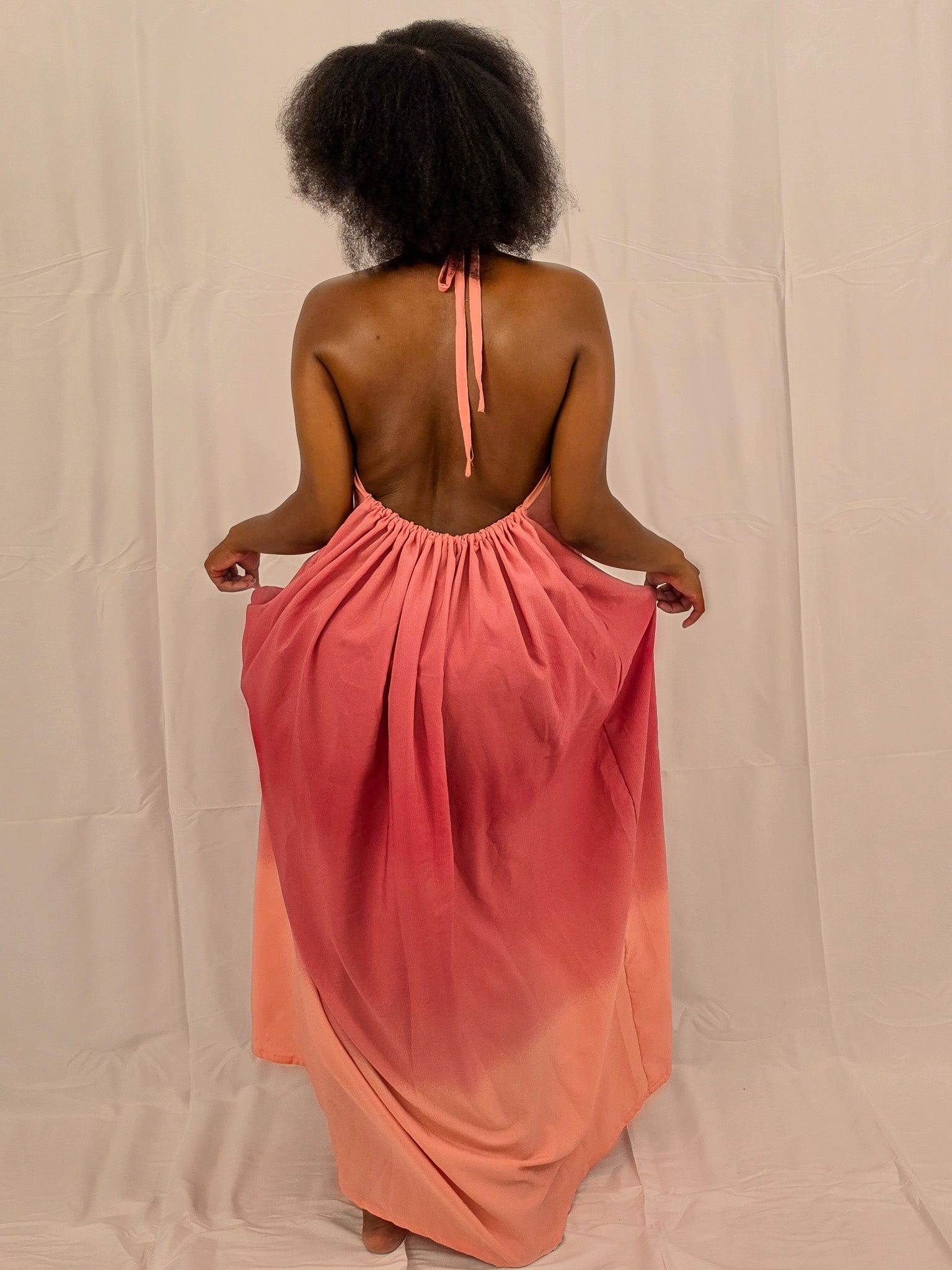 Aura Backless Dera