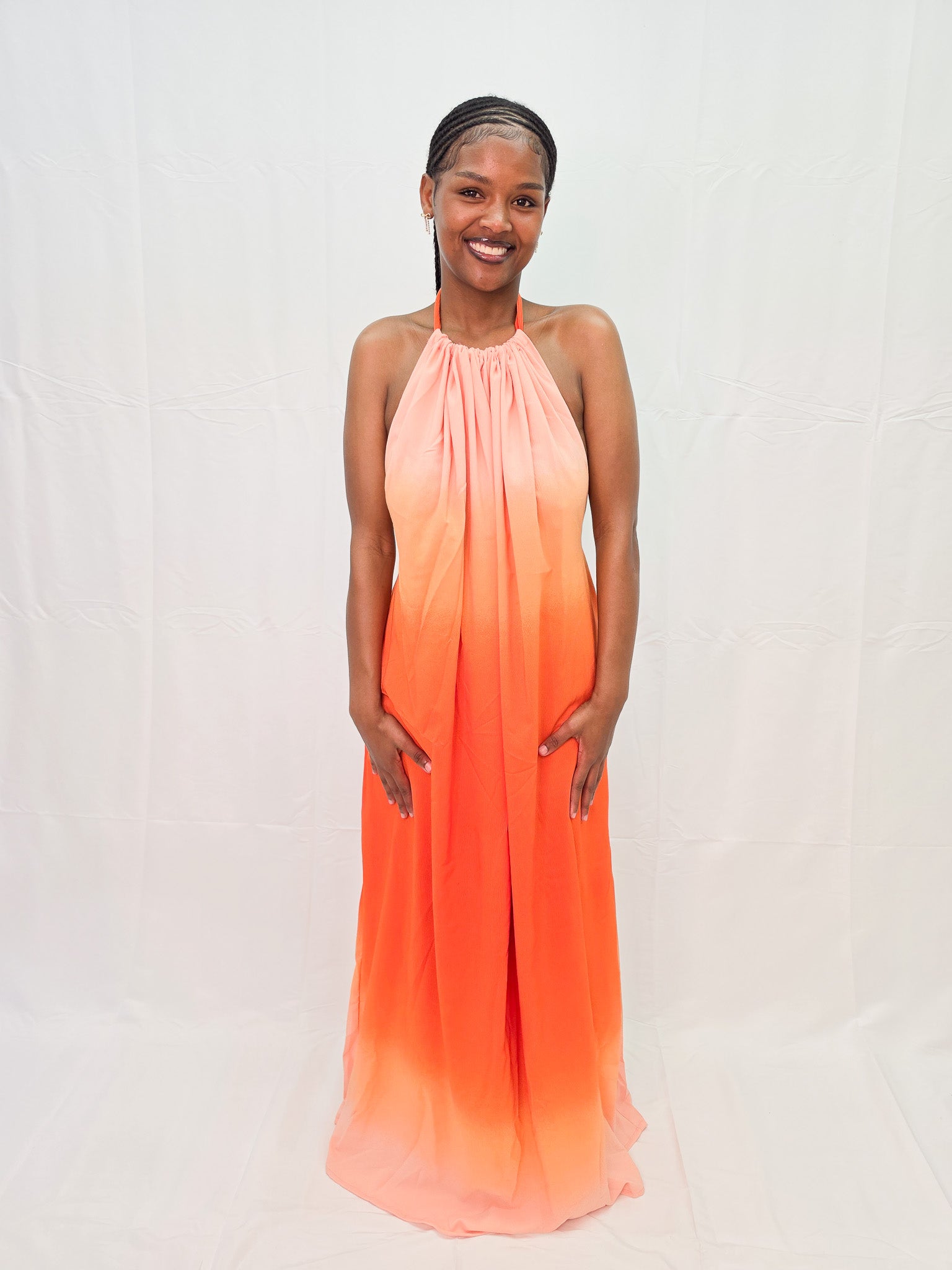 Aura Backless Dera