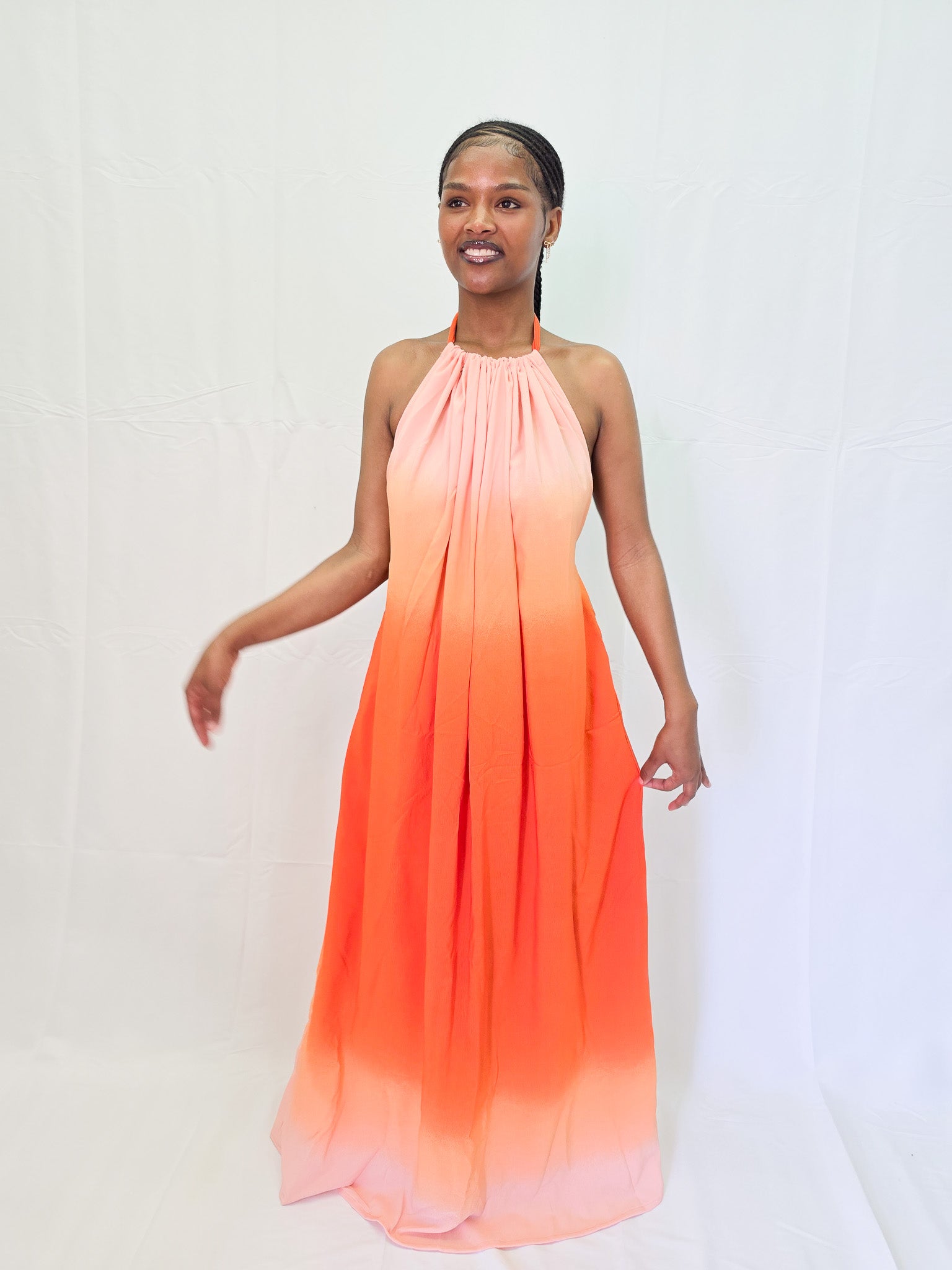 Aura Backless Dera