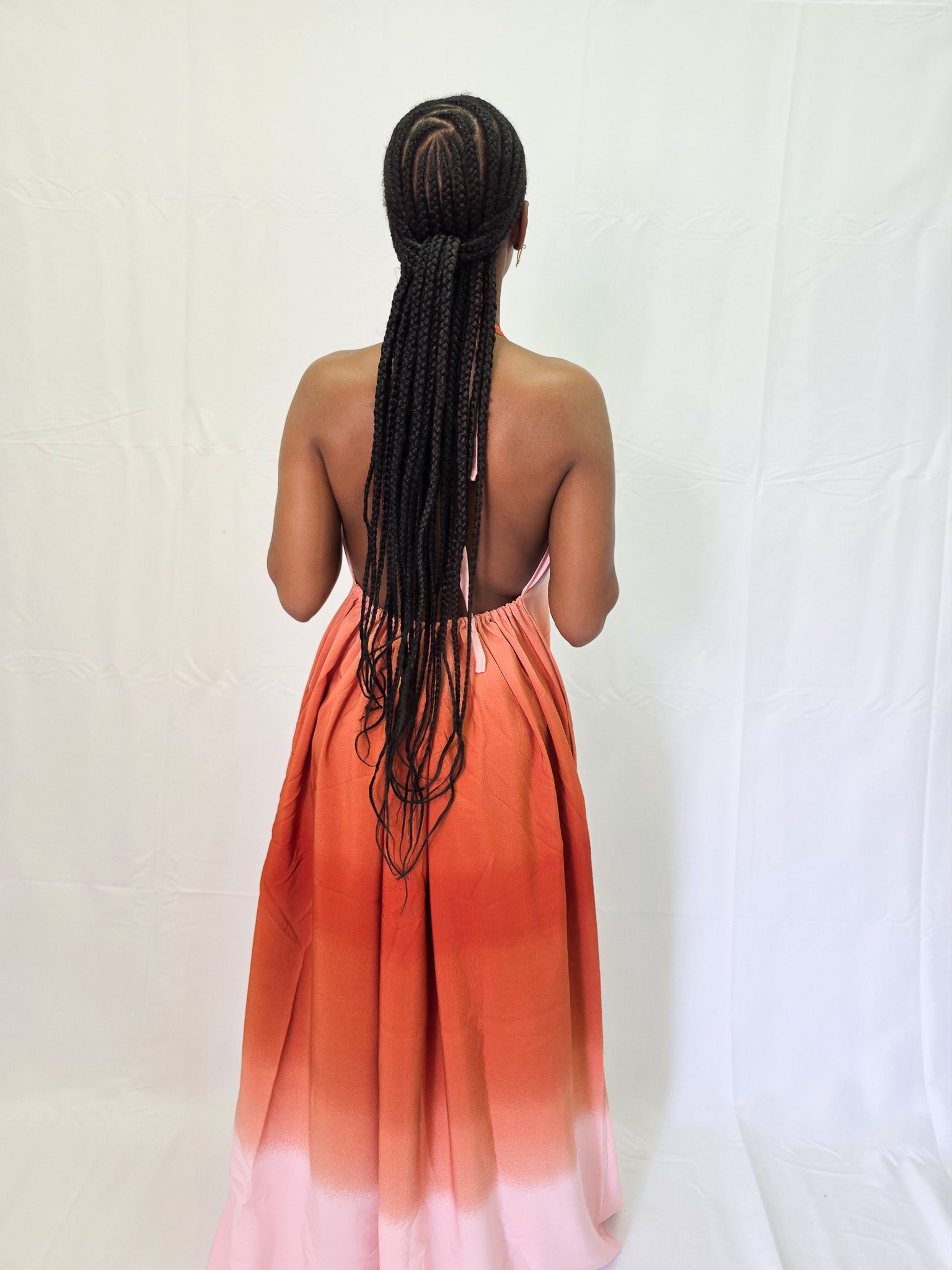 Aura Backless Dera