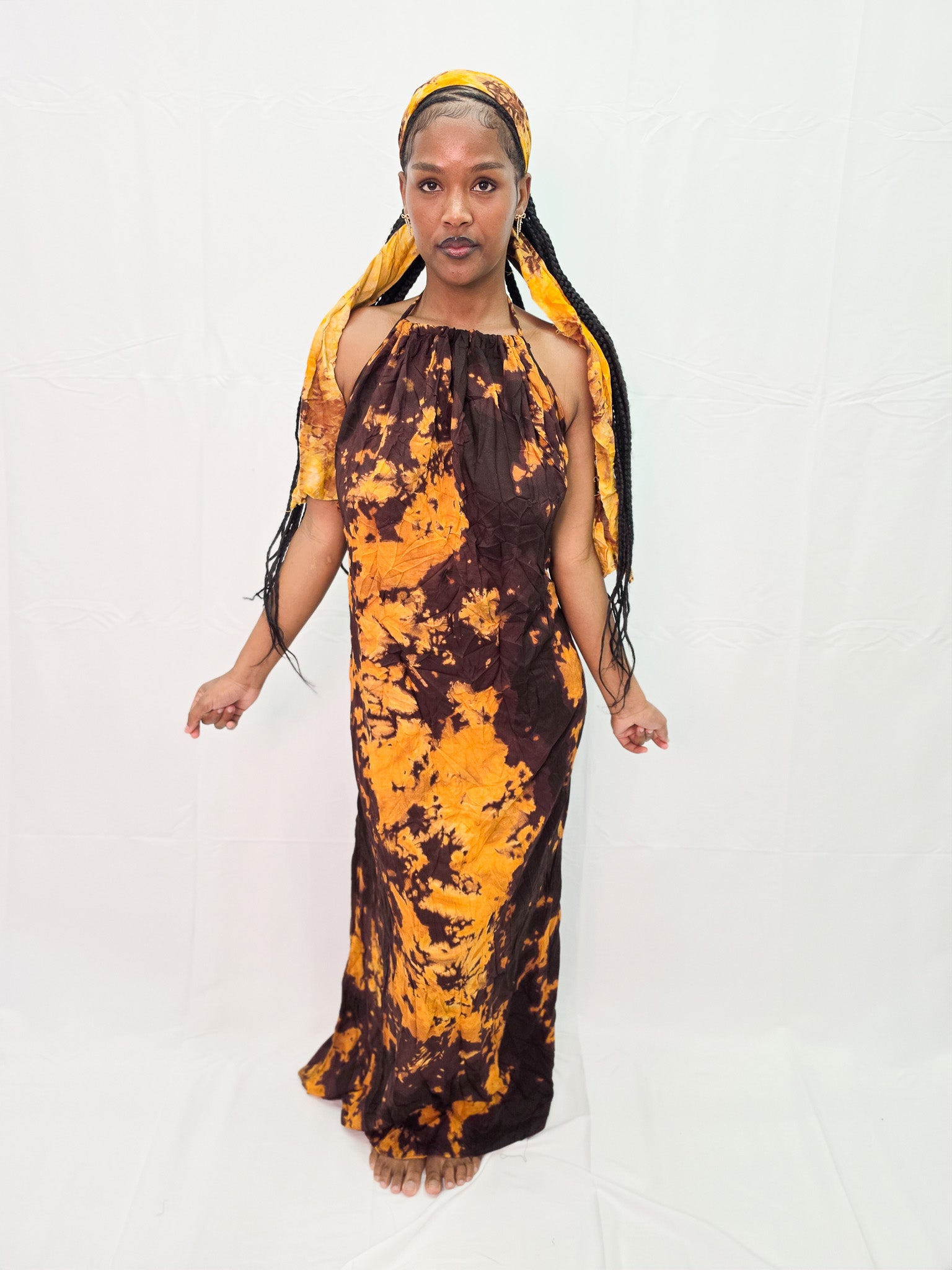 Signature Backless Dera