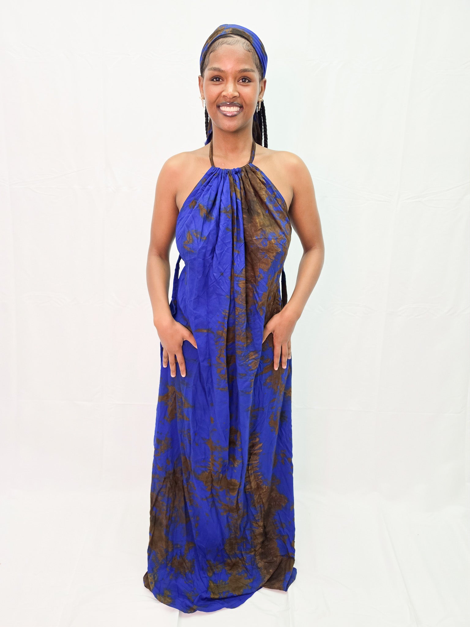 Signature Backless Dera
