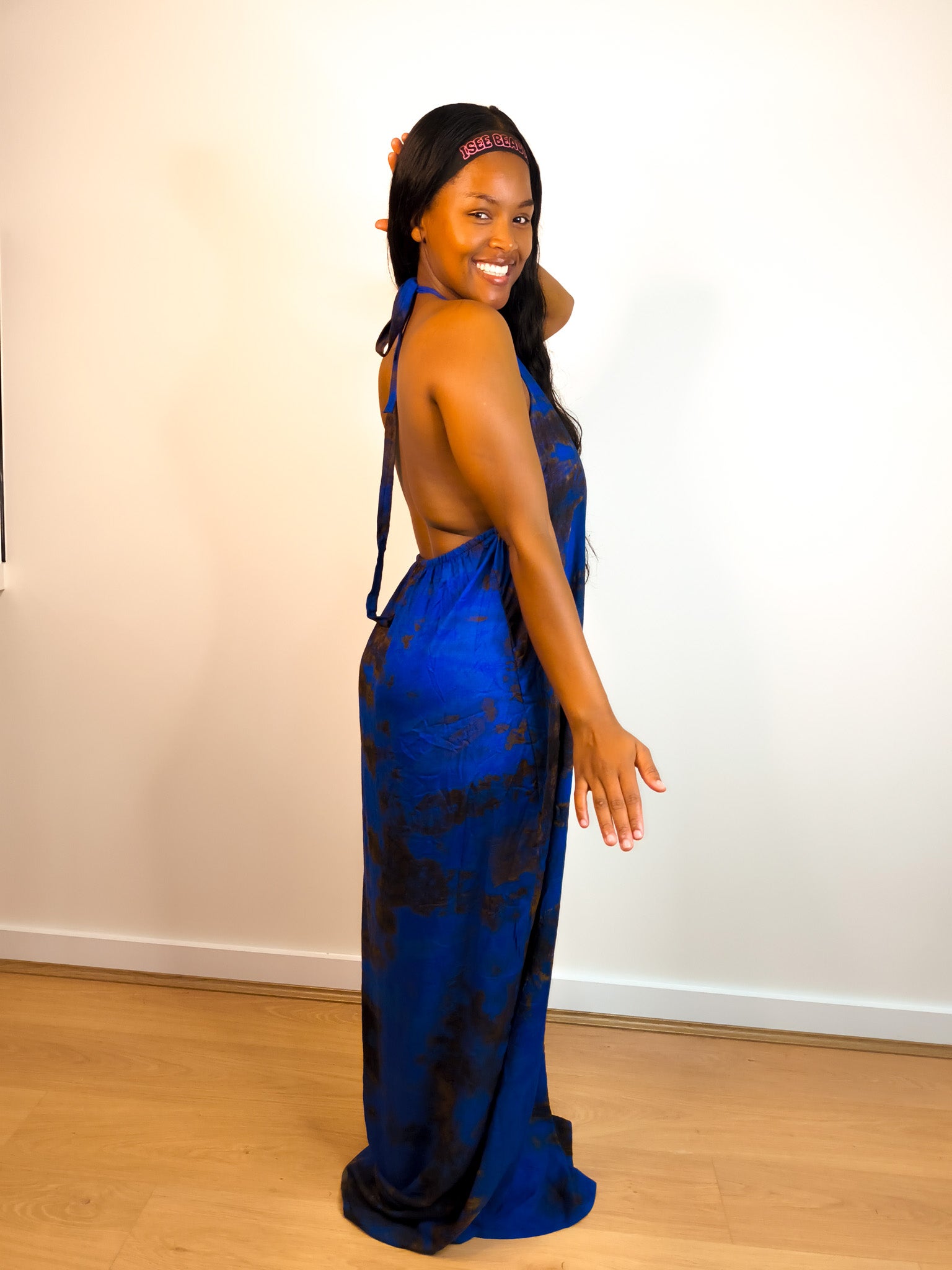 Signature Backless Dera